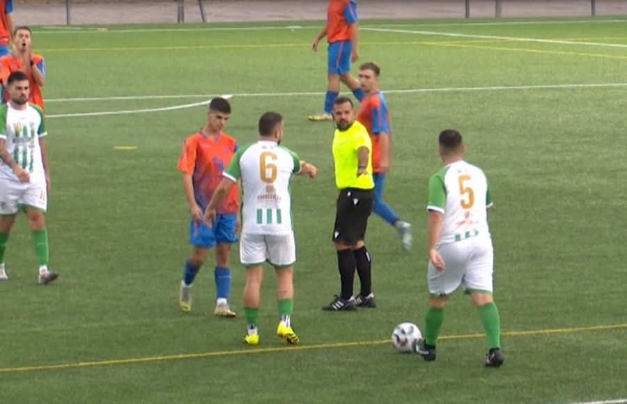 El San Fernando Atlético goleó al Pastora en el derbi isleño de la Tercera Andaluza senior. 