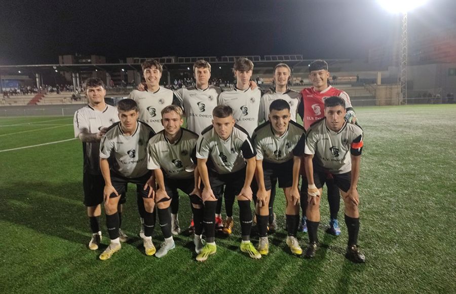 El once inicial del San Fernando Atlético en la final de la Copa con el Medina Balompié. 