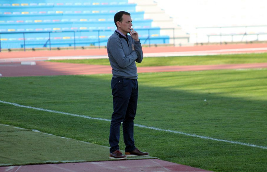 Alberto González, en el partido de su debut con el San Fernando CD