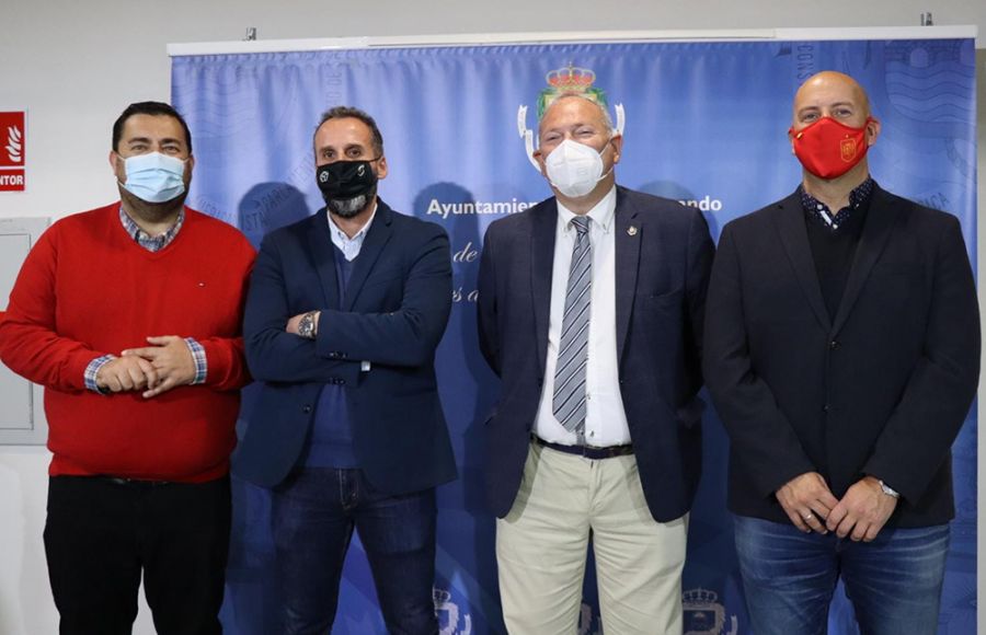 Armario, Posada, Rojas y Curtido en la presentación del Campeonato. 