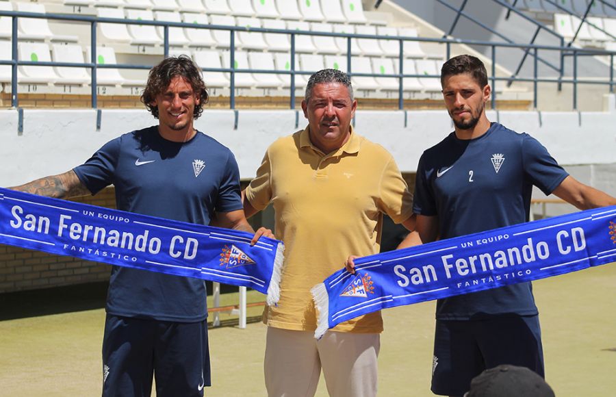 Manu Farrando y Antonio Marín, con David Vizcaíno.