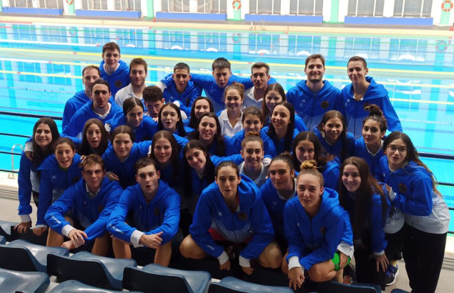 La expedición del CN San Fernando que participó en la cita celebrada en Cádiz. 