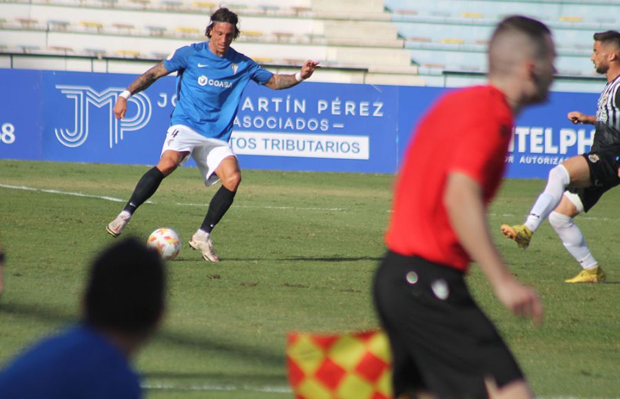 Manu Farrando disputó 34 partidos con la camiseta azulina. 