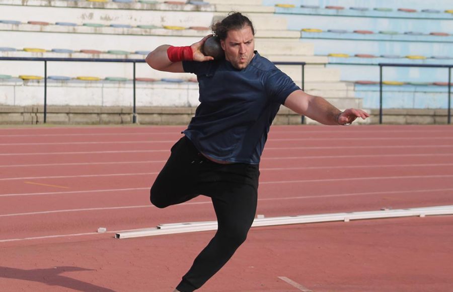 Antonio Santana, en el entrenamiento del viernes en el estadio. 