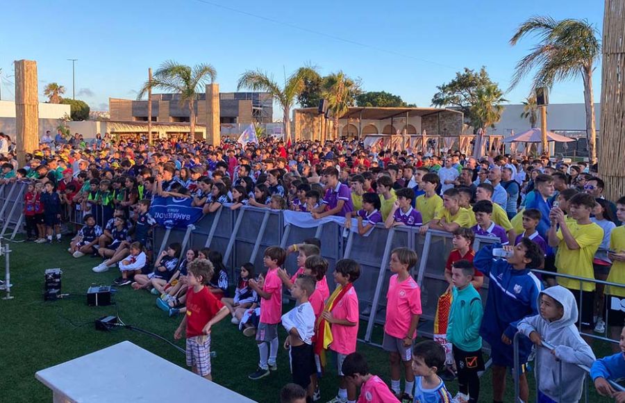 La inauguración del Torneo Internacional tuvo lugar en el Bahía Sound. 