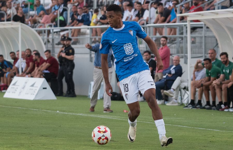 Manny Rodríguez, durante el partido en La Línea. 