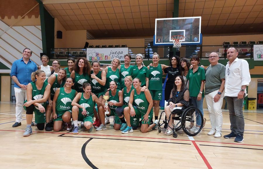 El Unicaja Máster se impuso en el trofeo de San Fernando. 