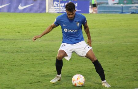 Luis Ruiz, durante el partido con el Racing de Ferrol. 