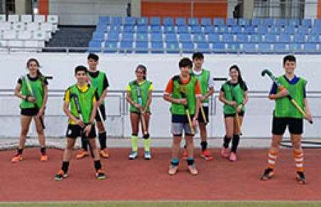 Ocho jugadores del Club Hockey San Fernando participan con Andalucía en el Nacional sub16 