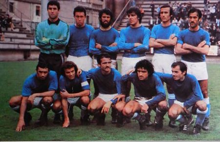 Un equipazo del CDSF en la 79-80. Arriba Romero, Manolín Naca, Manolo, Juan Abad, Rafa y Otero. Agachados están Montoya, Chicha, Tey, Cortabitarte y Puertas. 