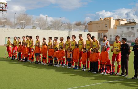 La selección española absoluta masculina de hockey hierba en su última visita a San Fernando en mayo de 2011. 