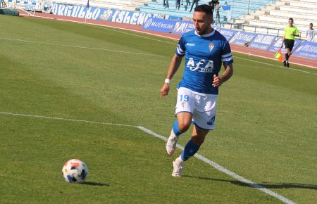 El lateral Varela volverá el sábado 8 a Bahía Sur con el Llagostera.