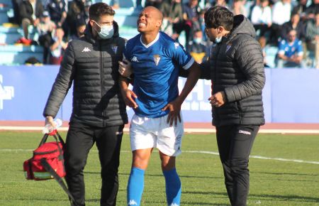 Biabiany, que ha estado entre algodones durante la semana por el golpe que sufrió en el cuádriceps ante el Castilla, será duda hasta última hora.