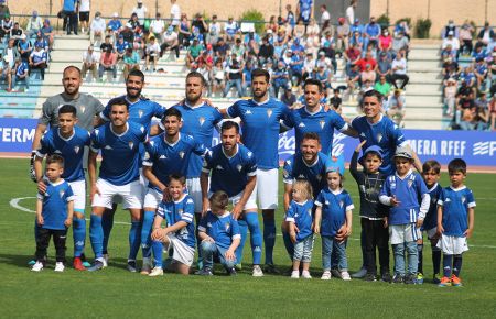 El San Fernando Club Deportivo mantiene sus opciones de jugar el play off de ascenso pese a su racha de 6 partidos sin ganar.