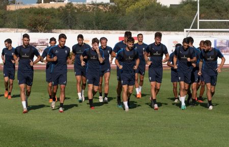 El San Fernando CD, en una sesión en la Junta de Deportes.