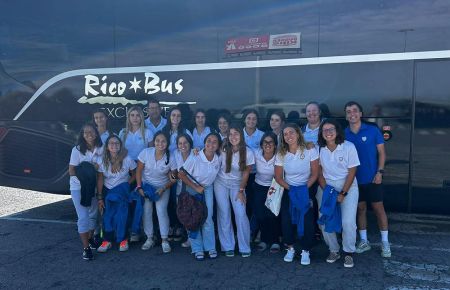 El CH San Fernando posaba antes de partir de viaje hacia Madrid. 