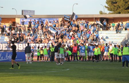 Galería con 45 fotos que recoge todo lo sucedido en el San Fernando-Talavera